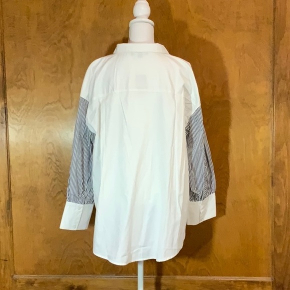 Suzanne Betro White Tunic w/ Striped Sleeves - NWT - Picture 2 of 6